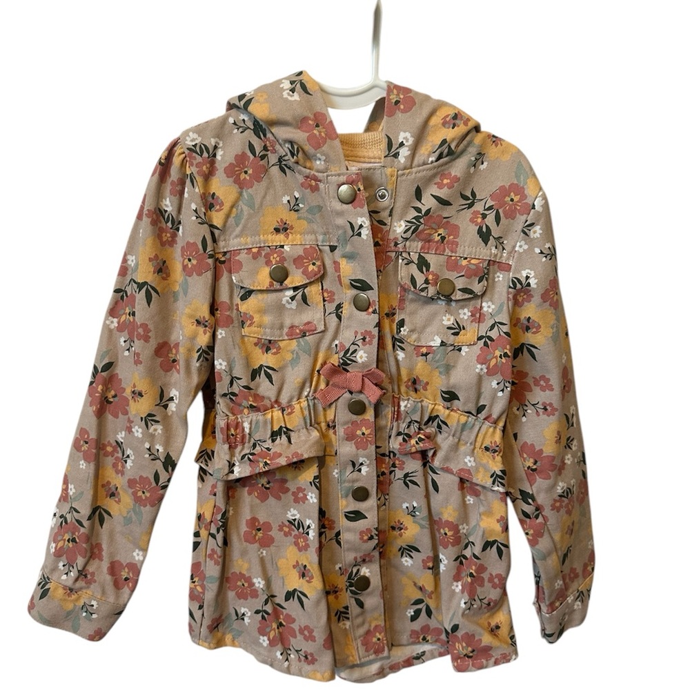 Girls Jacket with hoodie, Size 6.